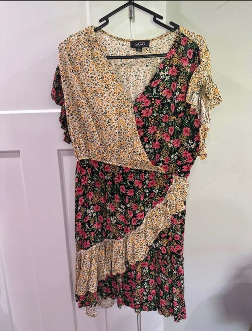 GiGiO USA Floral Print Wrap Midi Dress Size L Ruffle Short Sleeve